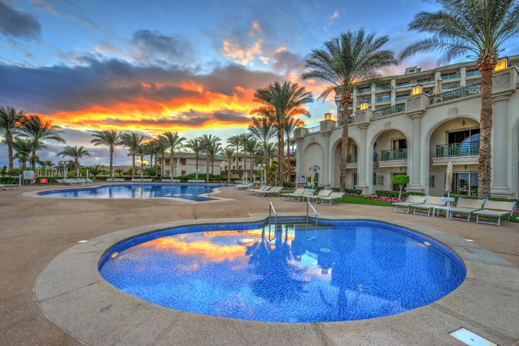 สเตลลา ดี มาเร บีช โฮเทล แอนด์ สปา Hotel ชาร์มเอลชีค ภายนอก รูปภาพ Sunrise at the Hilton Sharm El Sheikh